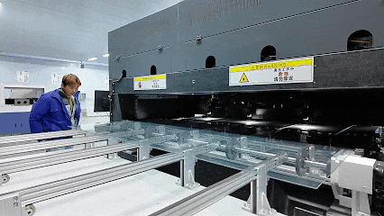 1740016144177914.gif 640.gif